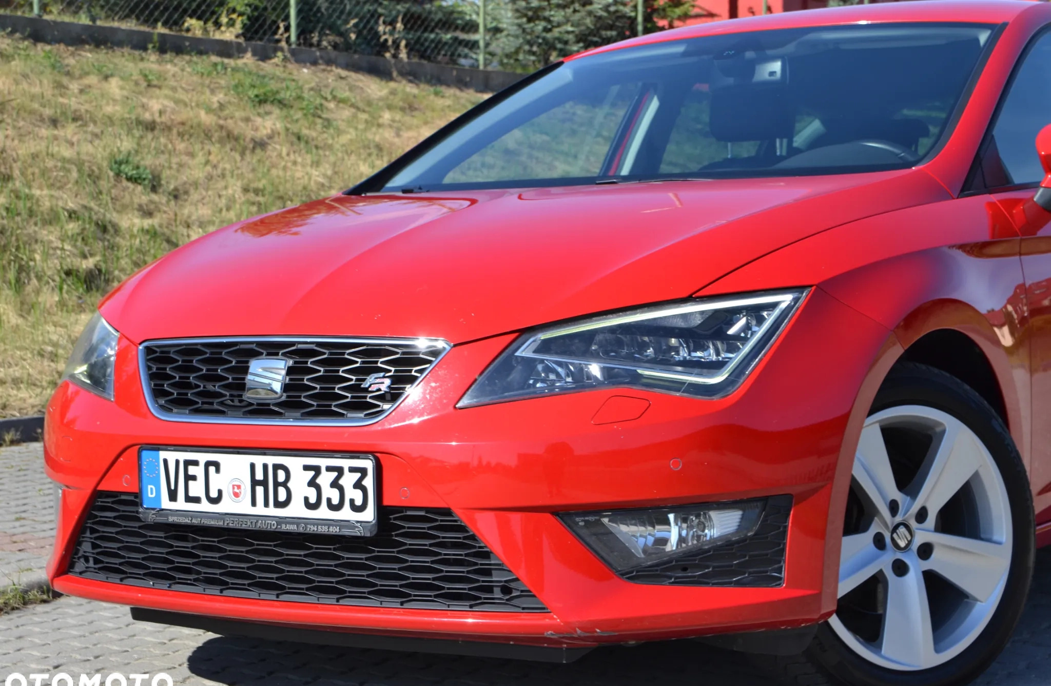 Seat Leon cena 42800 przebieg: 176908, rok produkcji 2013 z Iława małe 781